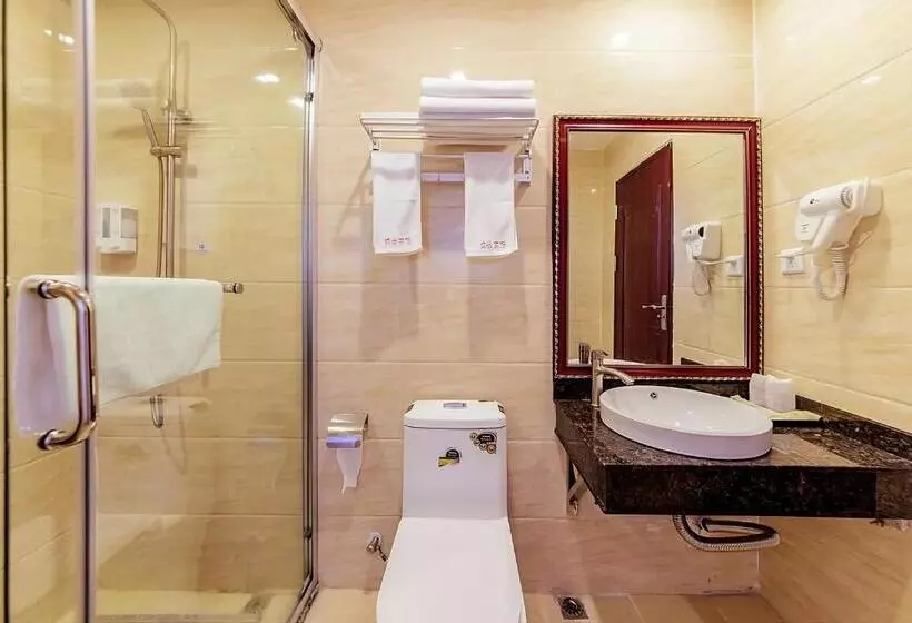 Retkeilymaja Huahang Hotel   Guangzhou Baiyun International Airport   Free Airport Shuttle Bus