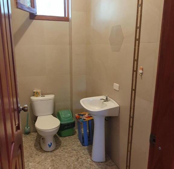 Hostel La Villa Del Colibri   Misahualli