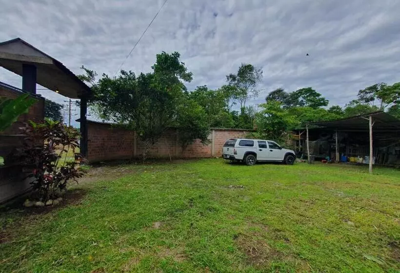 ユースホステル La Villa Del Colibri   Misahualli