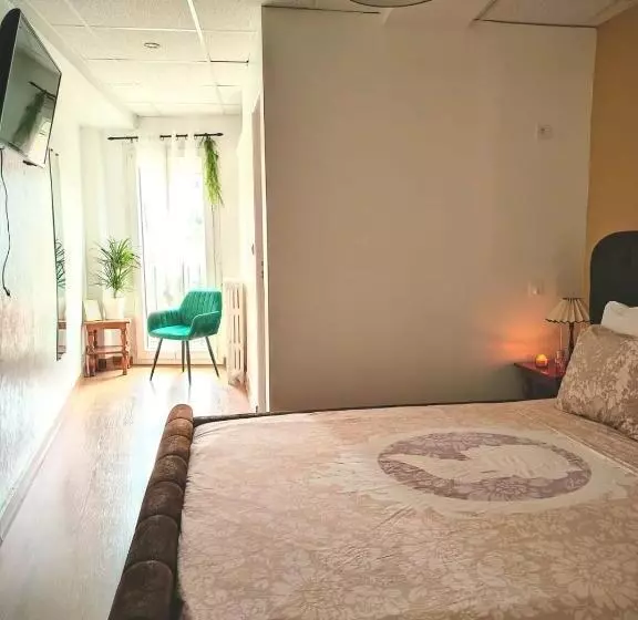 Appart Hôtel Le Combes