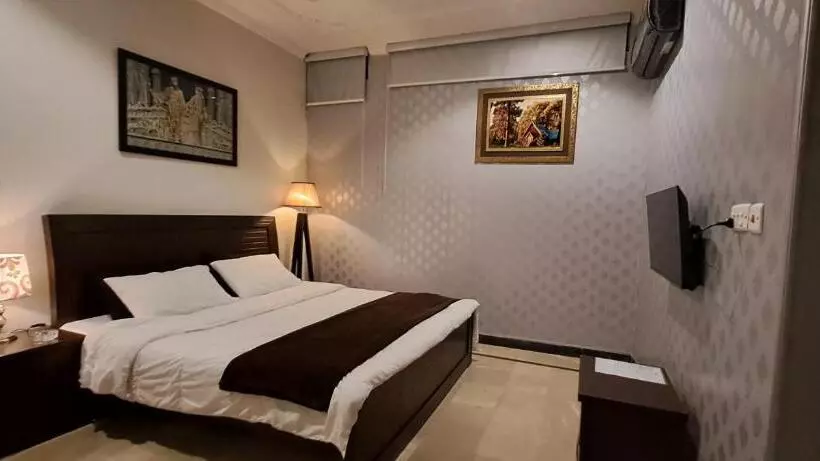 Aamiaismajoitus (B&B) Concept Guest House