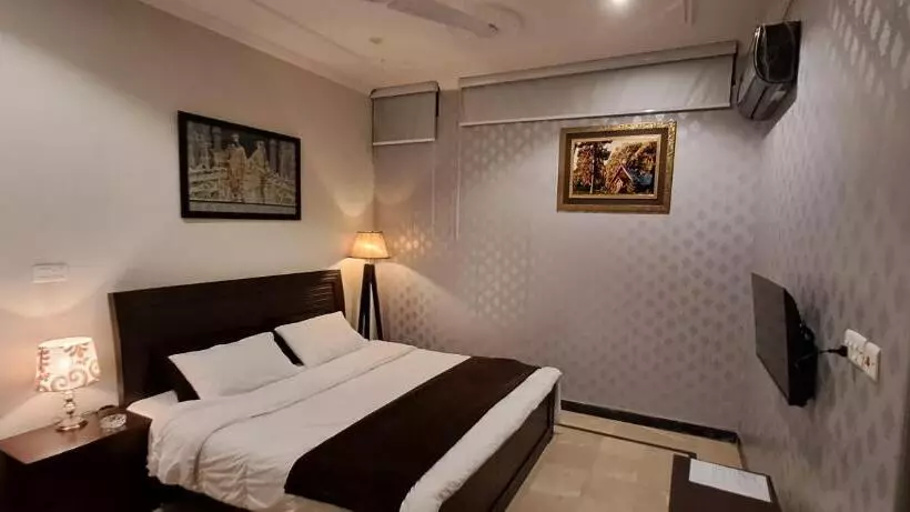 Aamiaismajoitus (B&B) Concept Guest House