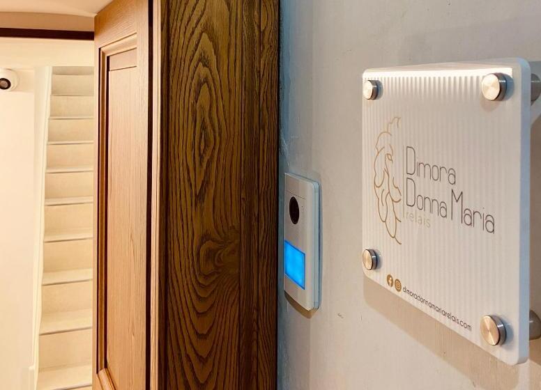 مبيت وإفطار Dimora Donna Maria Relais