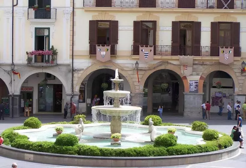 Aamiaismajoitus (B&B) Dimora Donna Maria Relais