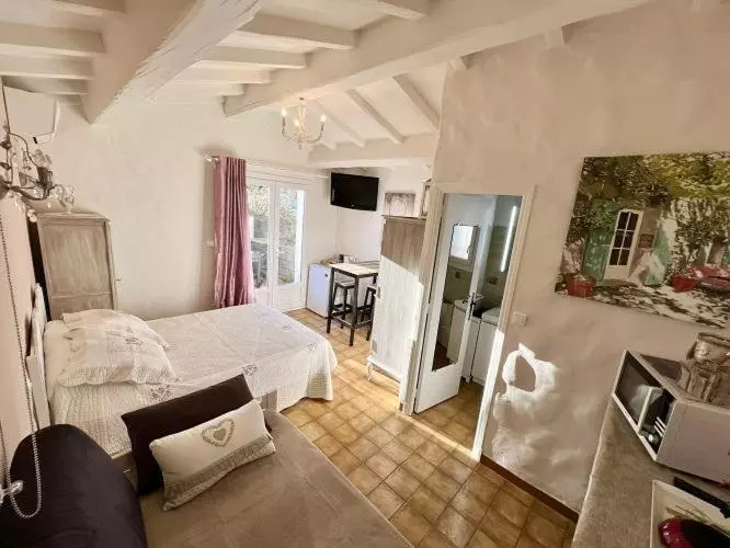 Aamiaismajoitus (B&B) La Bastide Du Levant A 50m De La Plage