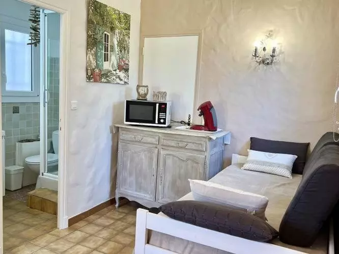 Aamiaismajoitus (B&B) La Bastide Du Levant A 50m De La Plage