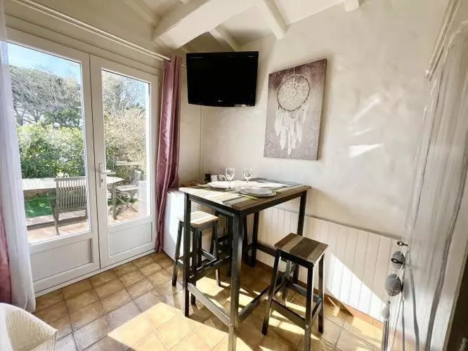 Aamiaismajoitus (B&B) La Bastide Du Levant A 50m De La Plage