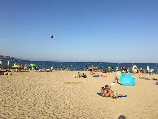 Aamiaismajoitus (B&B) La Bastide Du Levant A 50m De La Plage