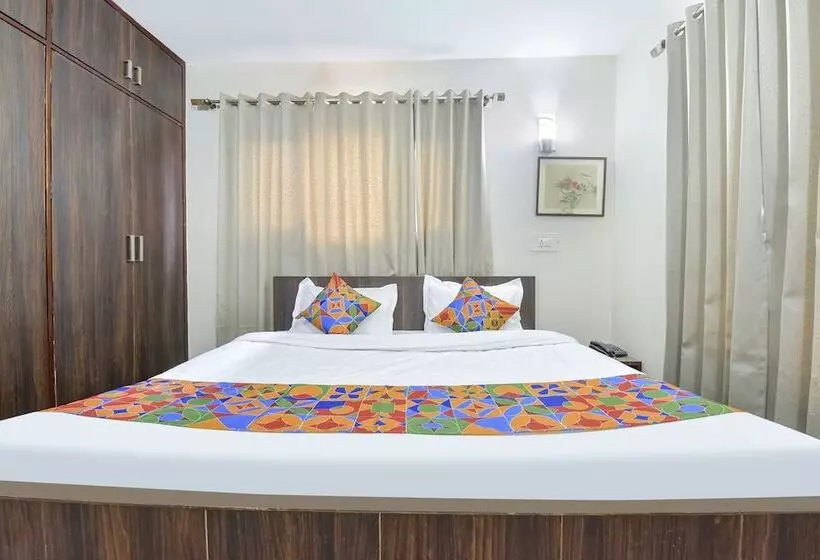 Fabhotel The Legend Residency