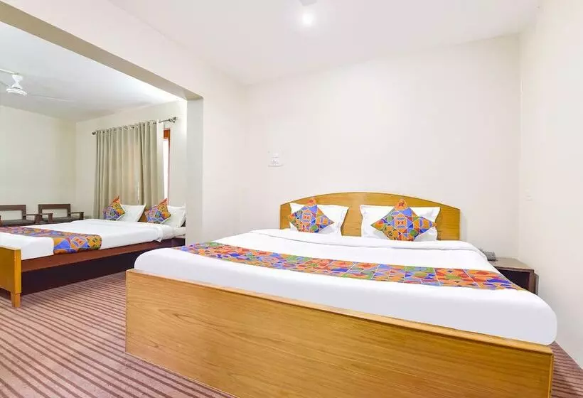 Fabhotel The Legend Residency