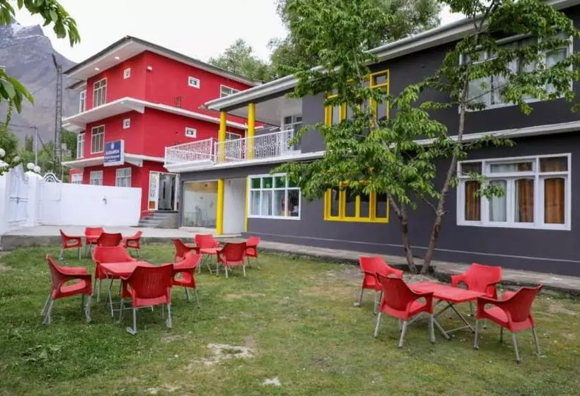 Gashabrum Hotel & Restaurant