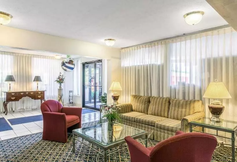 Hotelli Americas Best Value Inn Edgewood, Md