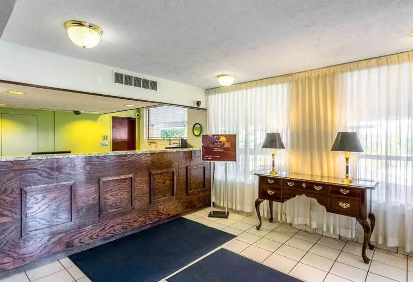 Hotelli Americas Best Value Inn Edgewood, Md