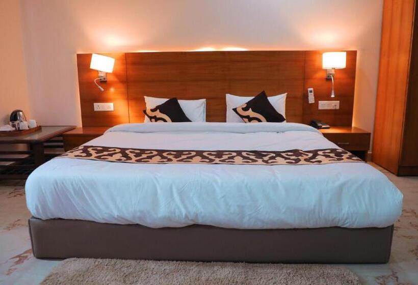 Hotel Amritara Social Palace, Uttarkashi