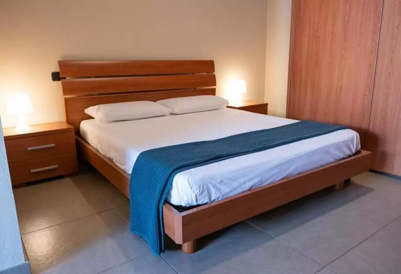 Hotelli Bagno Lunezia