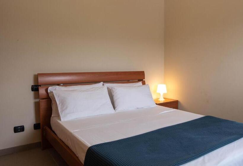 Отель Bagno Lunezia