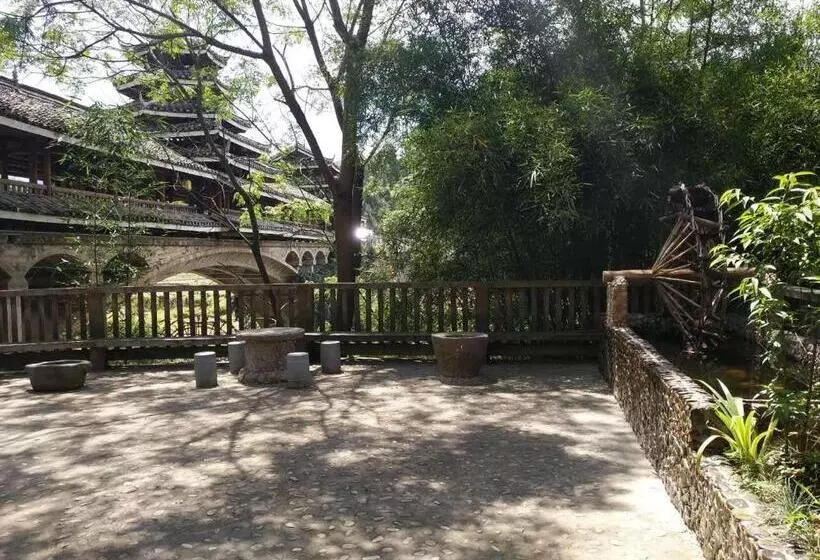 Hotelli Bridge View Boutique Guesthouse 望桥楼精品民宿