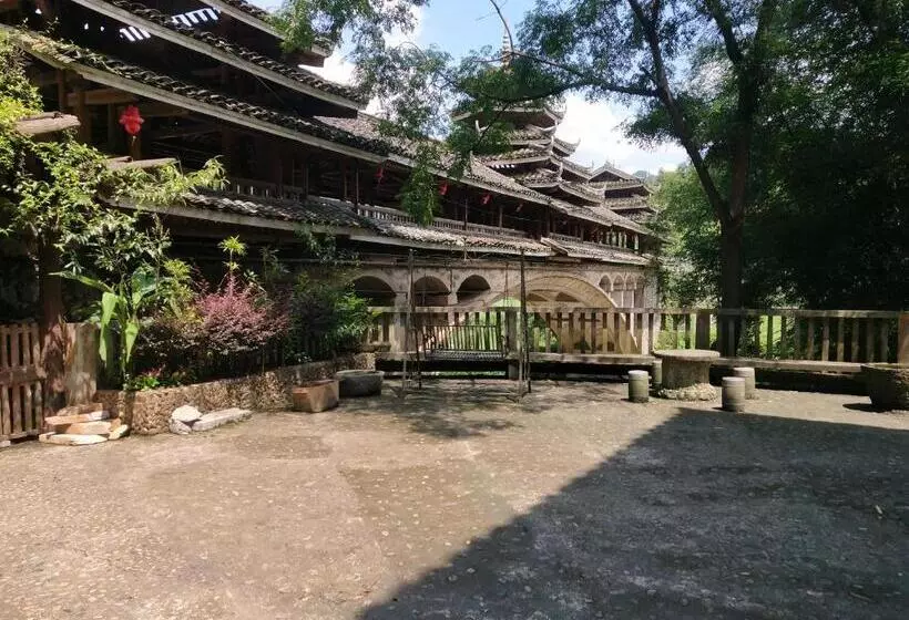 Hotelli Bridge View Boutique Guesthouse 望桥楼精品民宿