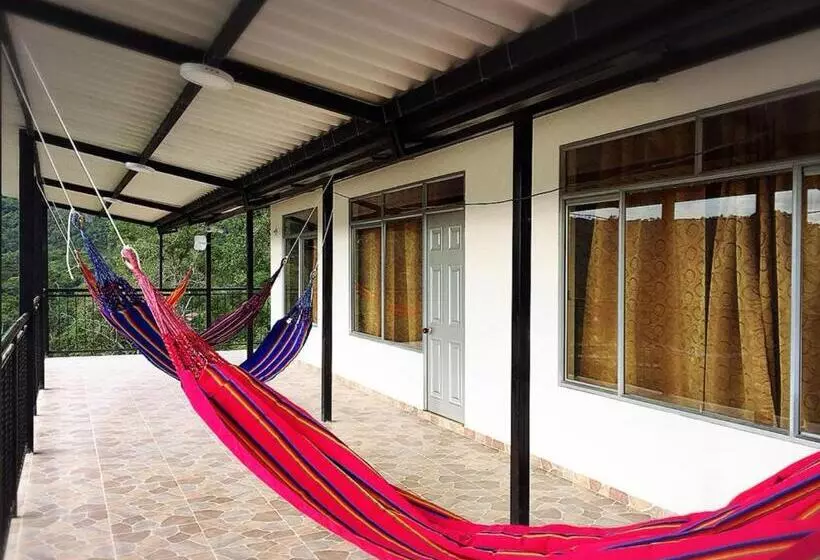 ホテル Campestre La Villana