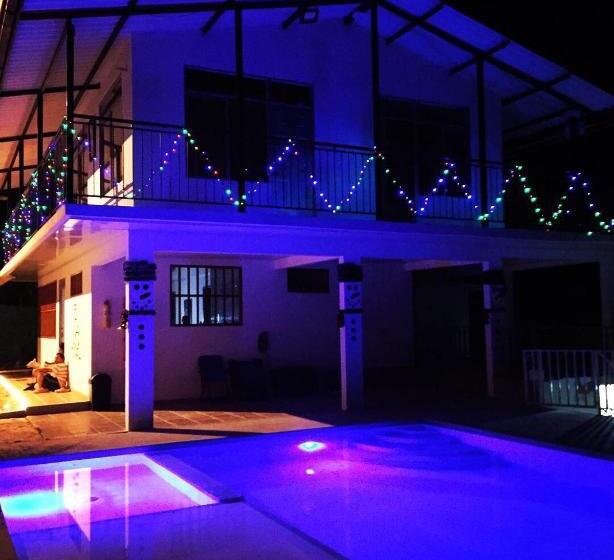 Отель Campestre La Villana