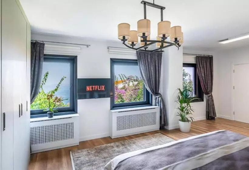 Hillora Hotel Buyukada