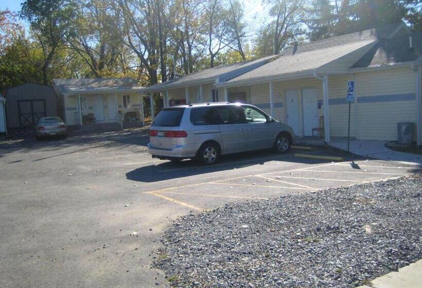 מוטל Budget Inn Carlisle