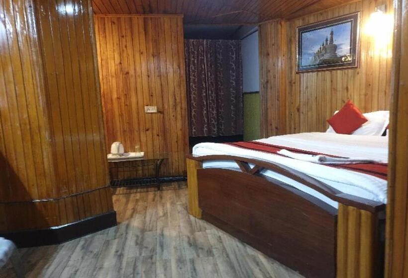 Oyo Flagship Hotel Polynia