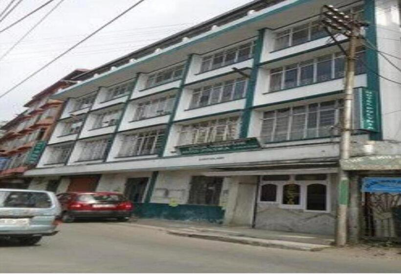 Oyo Flagship Hotel Polynia