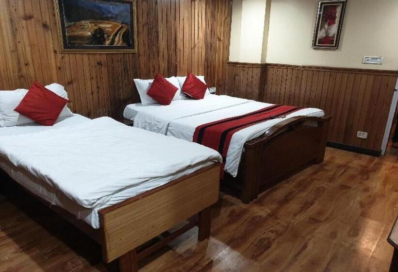 Oyo Flagship Hotel Polynia