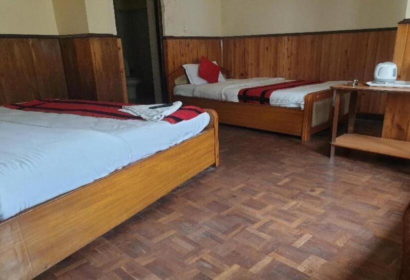 Oyo Flagship Hotel Polynia