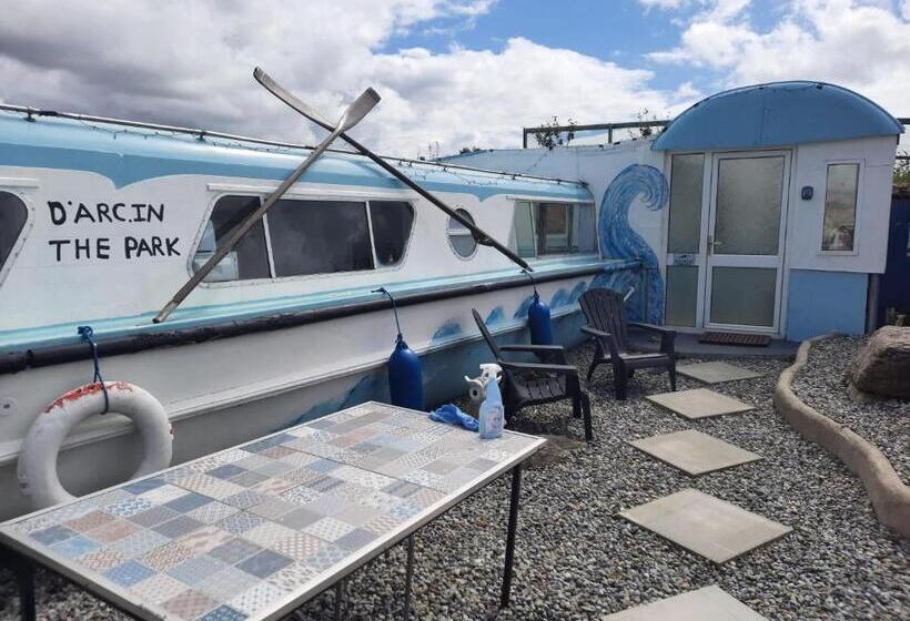 膳宿费 D Arc In The Park