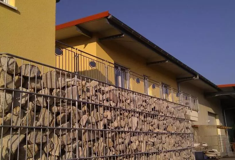 Majatalo Gästehaus Weingut Glas