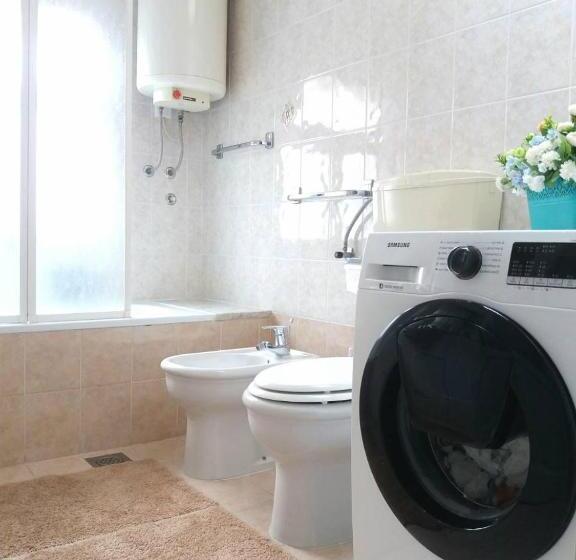 پانسیون Hostel By Guest House Izola