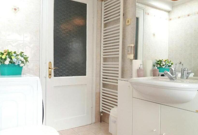 پانسیون Hostel By Guest House Izola