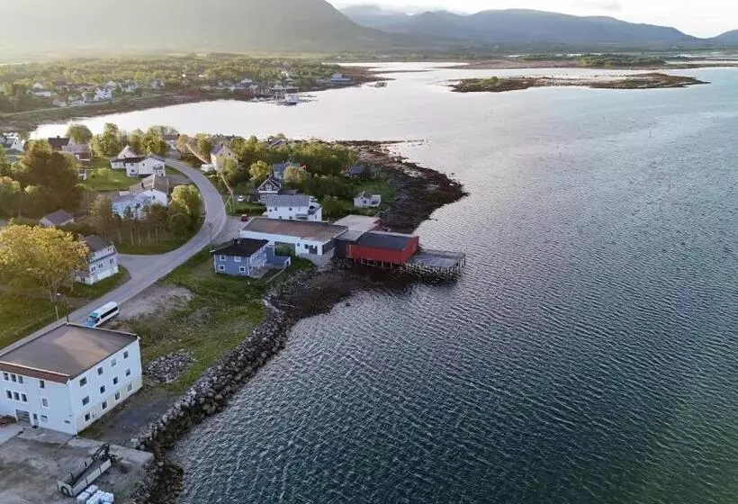 Majatalo Risøyhamn Kafe