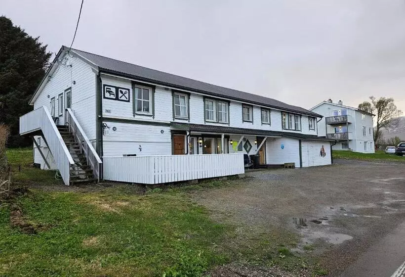 Majatalo Risøyhamn Kafe