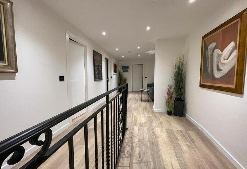 پانسیون Saint Michel