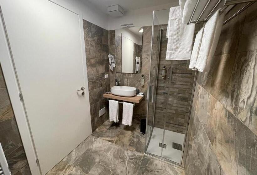 پانسیون Saint Michel