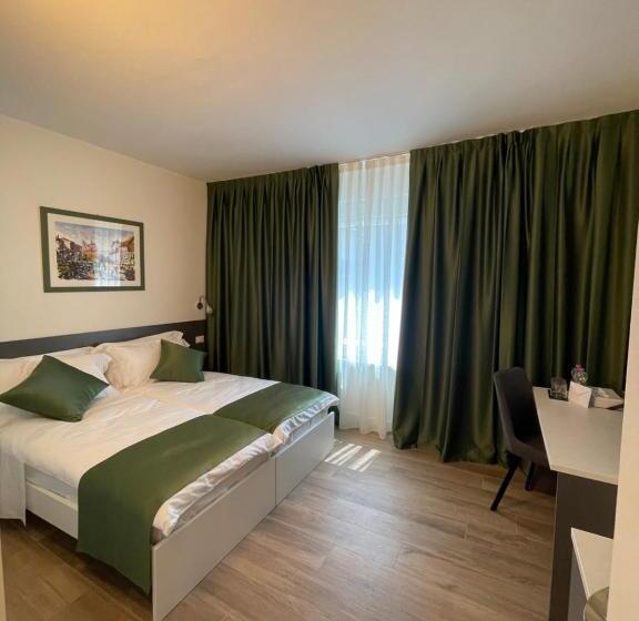 پانسیون Saint Michel