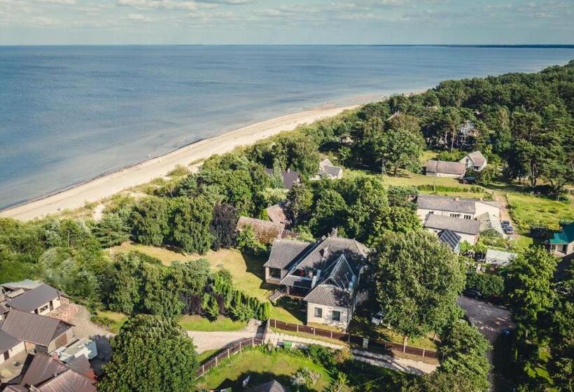 پانسیون Sunrise Beach Villa