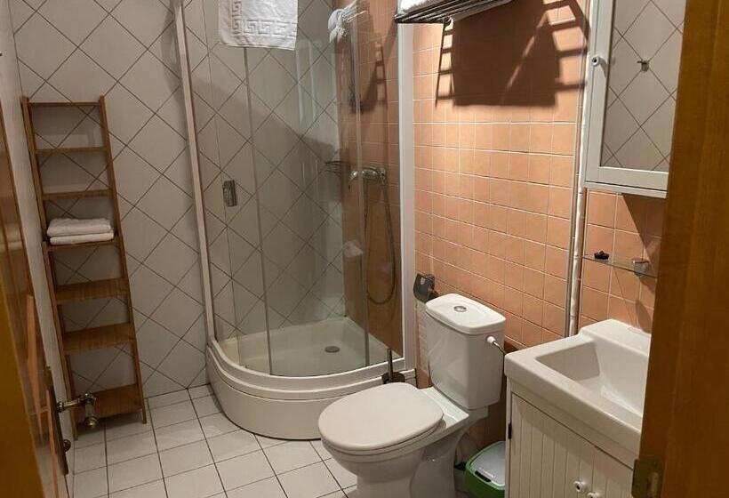 پانسیون Sunrise Beach Villa