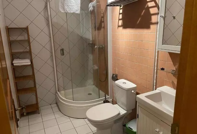 پانسیون Sunrise Beach Villa