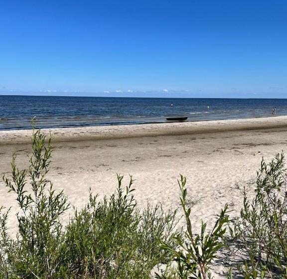 پانسیون Sunrise Beach Villa