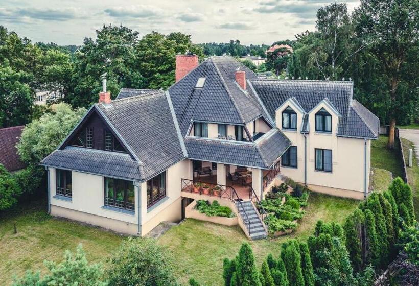 پانسیون Sunrise Beach Villa