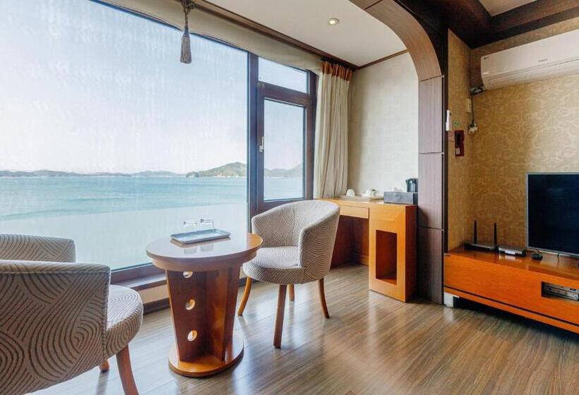 Taean Beach Resort Pension