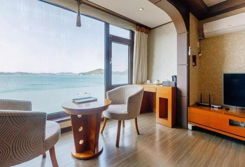 Taean Beach Resort Pension