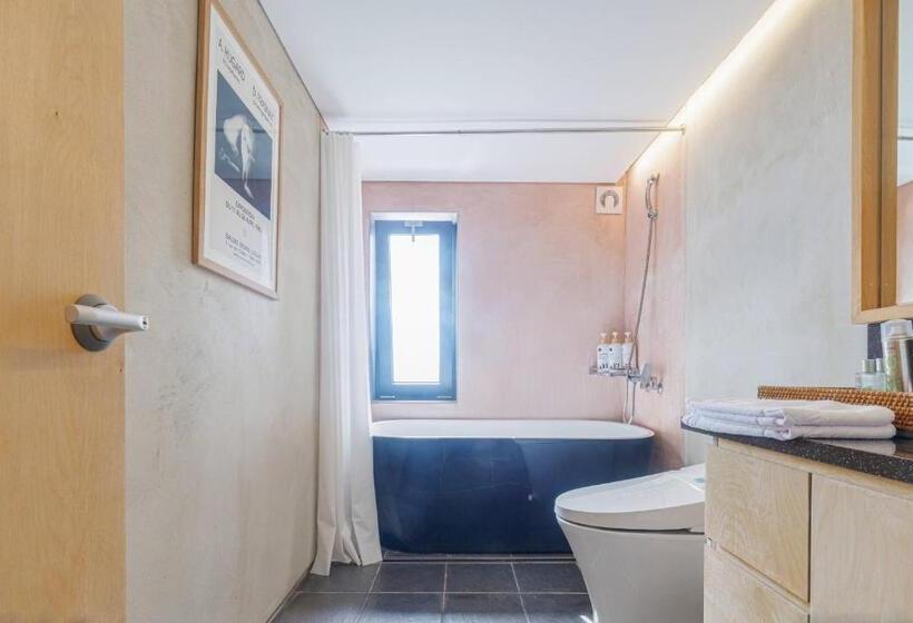 Taean Beach Resort Pension