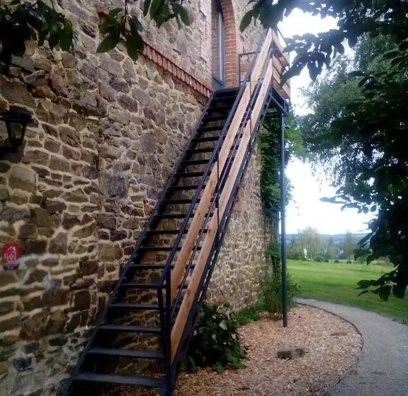 Aamiaismajoitus (B&B) La Chambre Montbrault