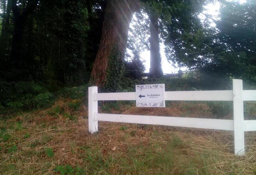 ベッドアンドブレックファースト La Chambre Montbrault