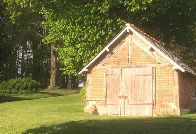 ベッドアンドブレックファースト La Chambre Montbrault